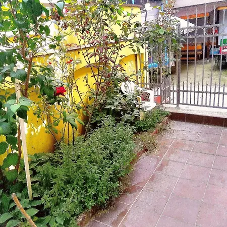 Garden Retreat *